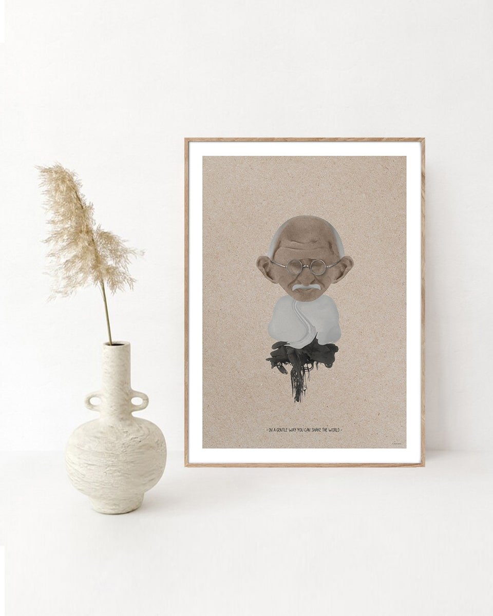 פוסטר Gandhi - Idana Furniture