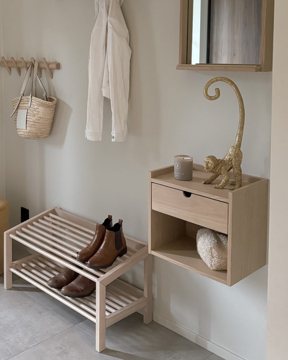 מעמד נעליים Hillmond - Idana Furniture