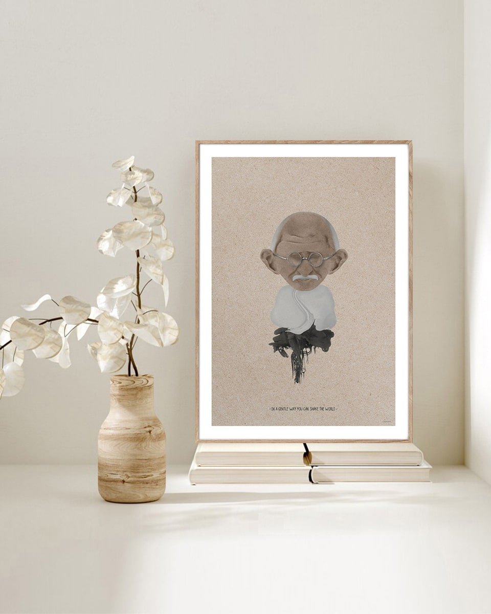 פוסטר Gandhi - Idana Furniture