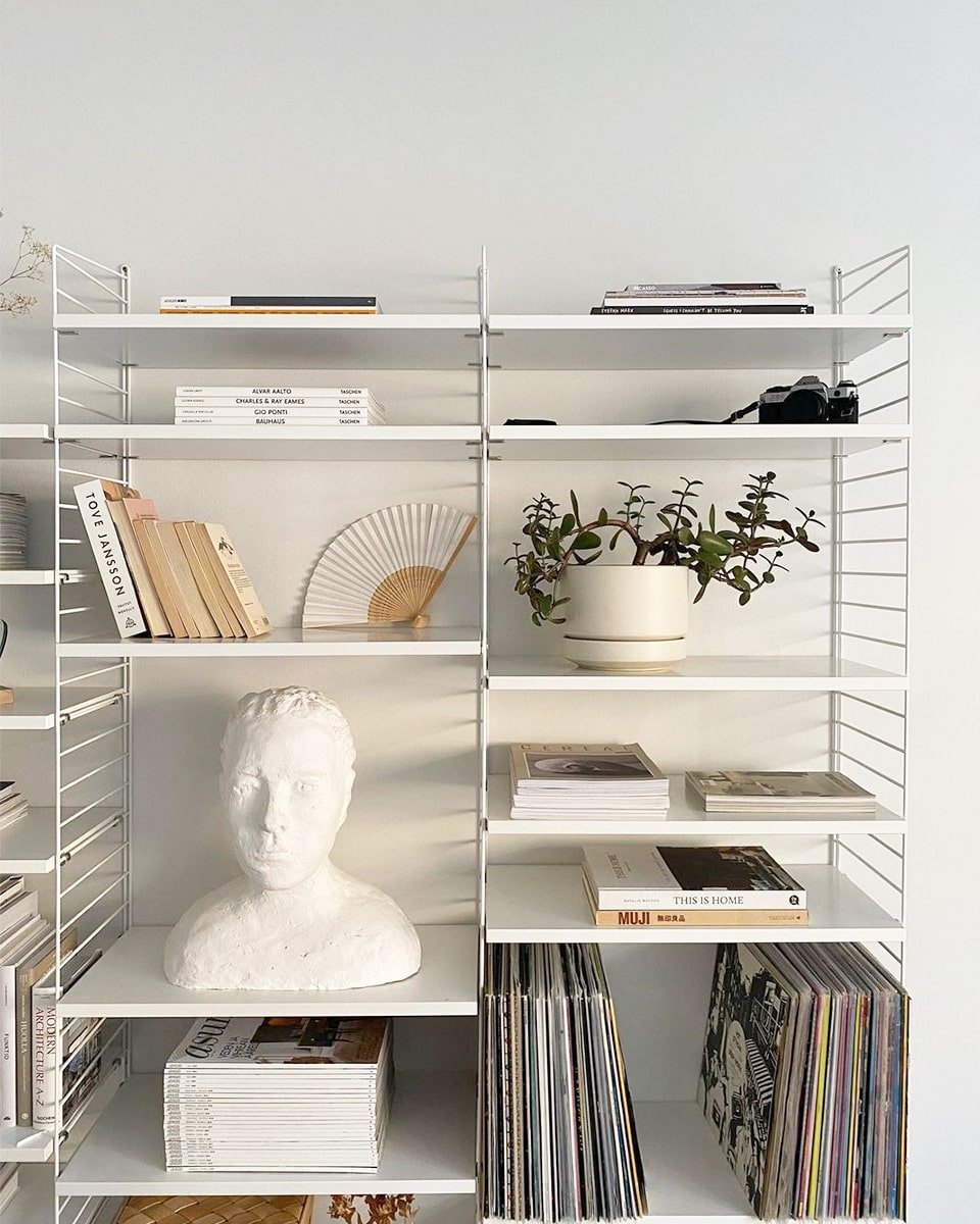 ספריית מדפים נורדית - Idana Furniture