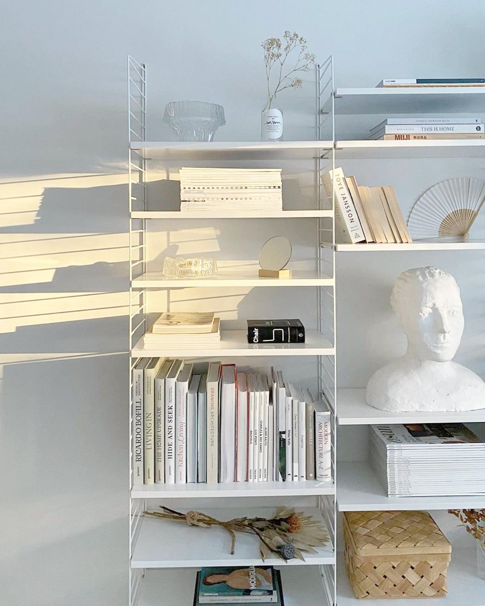 ספריית מדפים נורדית - Idana Furniture