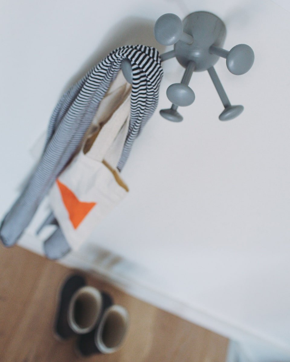 מתלה קיר Bug - Idana Furniture