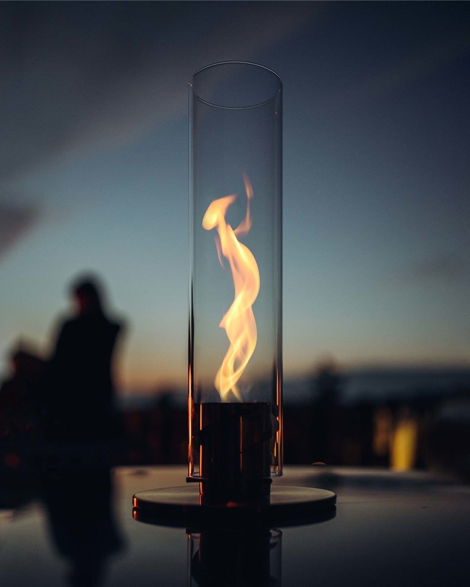 Hofats - אש על השולחן: המבער הגרמני שמשנה ערבי קיץ - Idana Furniture