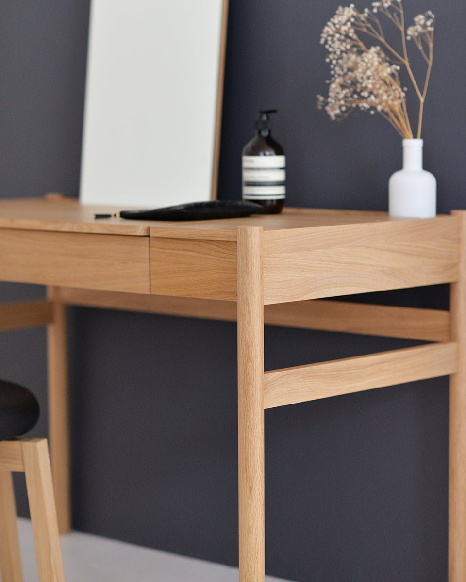 שידות איפור – איך בוחרים שידת איפור שבאמת משתמשים בה