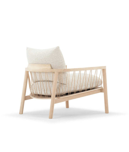 כורסת עץ אלון מולבן Enzo - Idana Furniture