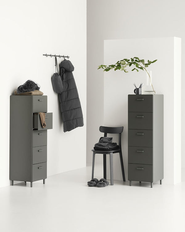 שידת מגירות Relief גבוהה - Idana Furniture