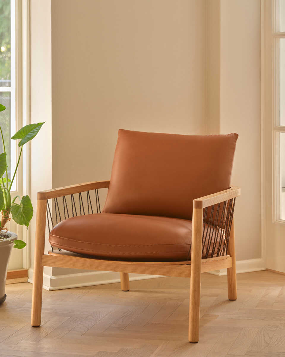 כורסת עץ אלון טבעי Enzo - Idana Furniture