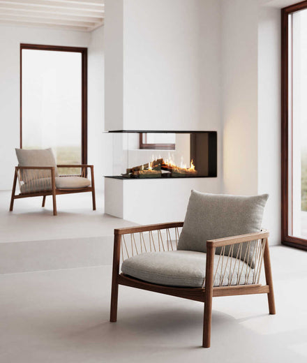 כורסת עץ אלון חום Enzo - Idana Furniture