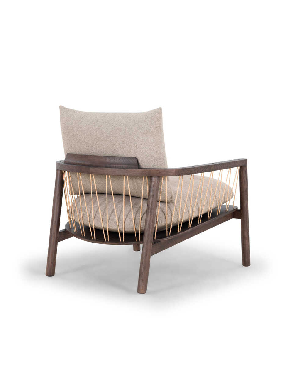 כורסת עץ אלון חום Enzo - Idana Furniture