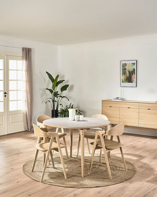 Aeris-Round-dining table-scandinavian-oak-idana home