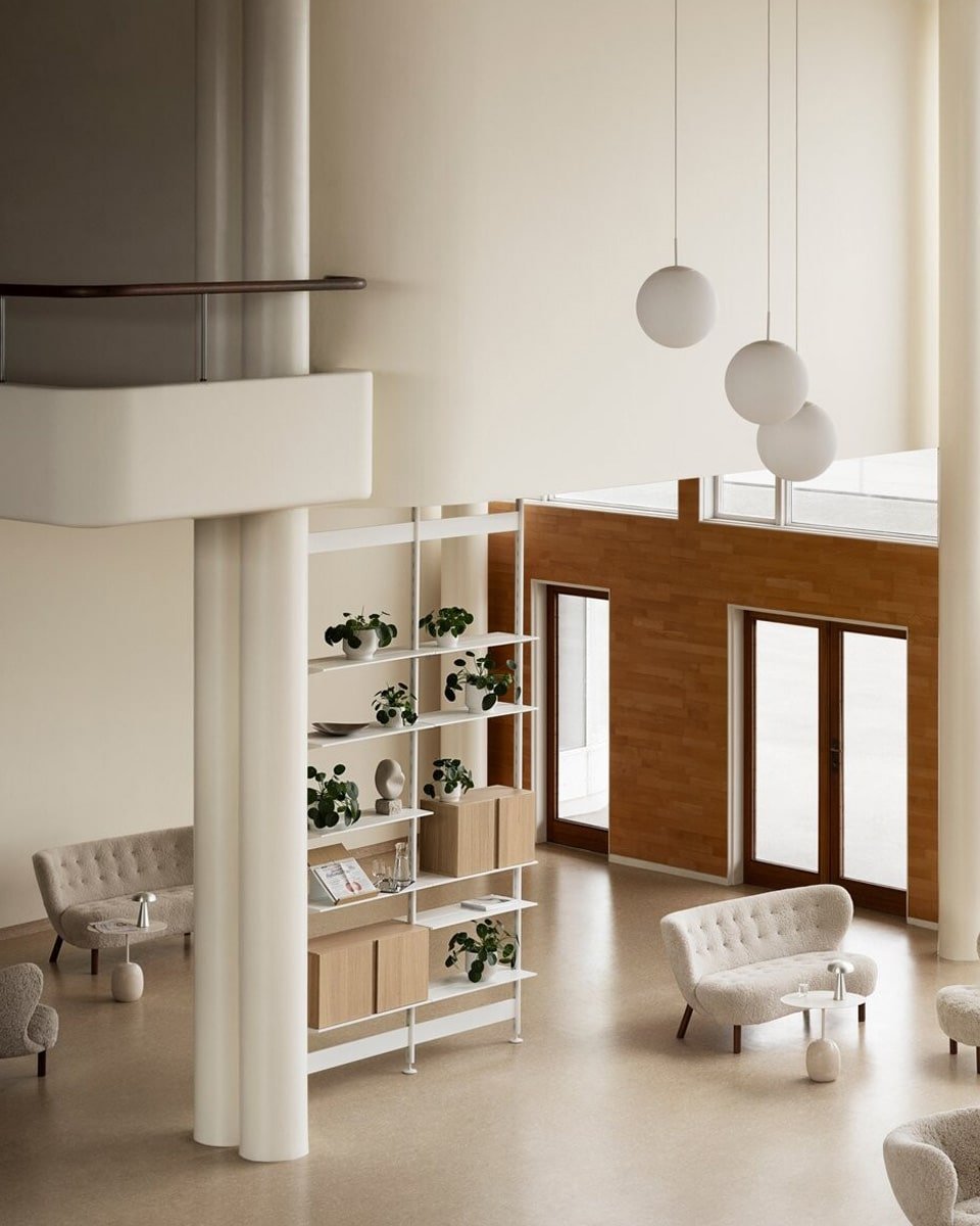 ספרייה במרכז חלל PIRA - Idana Furniture