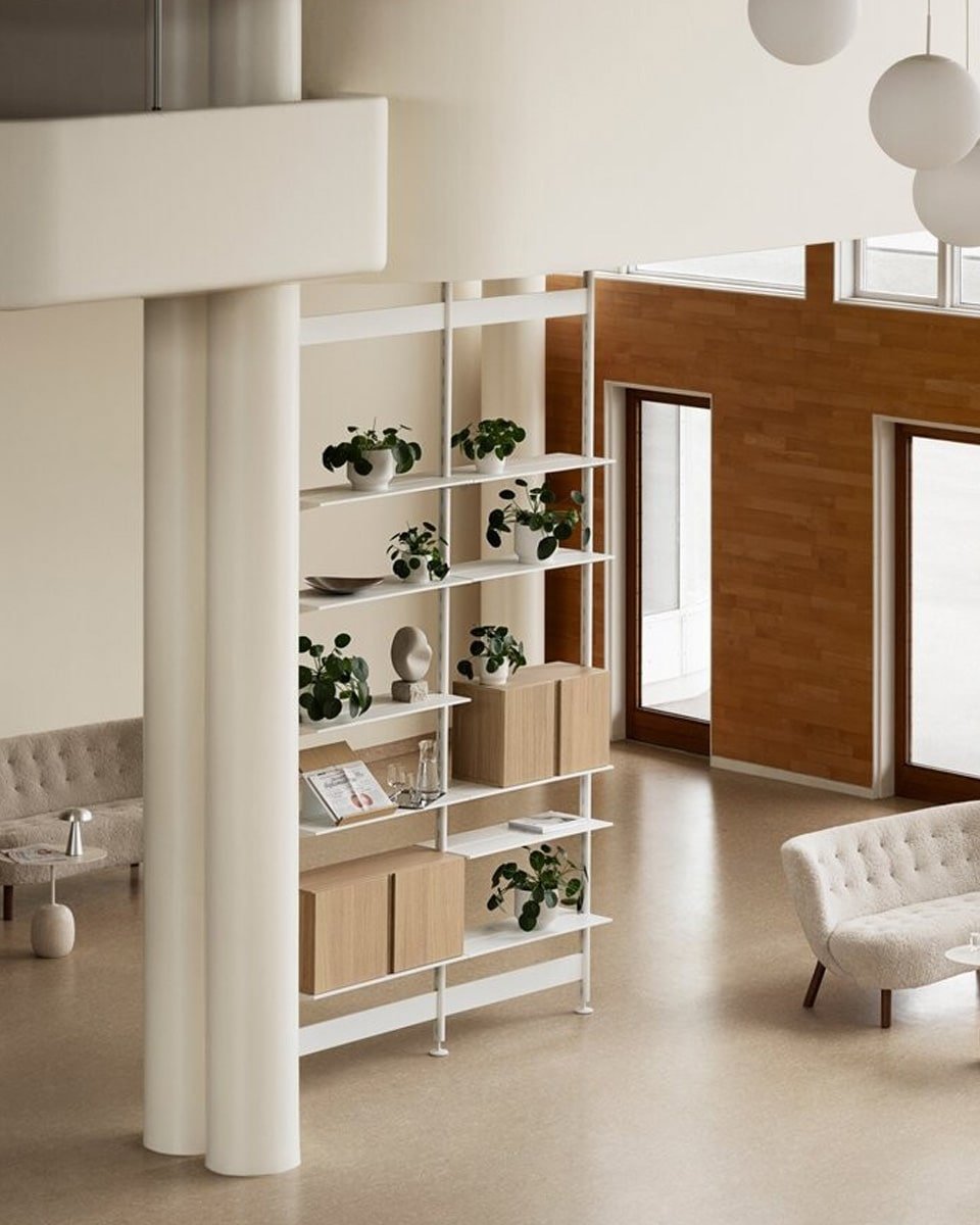 ספרייה במרכז חלל PIRA - Idana Furniture