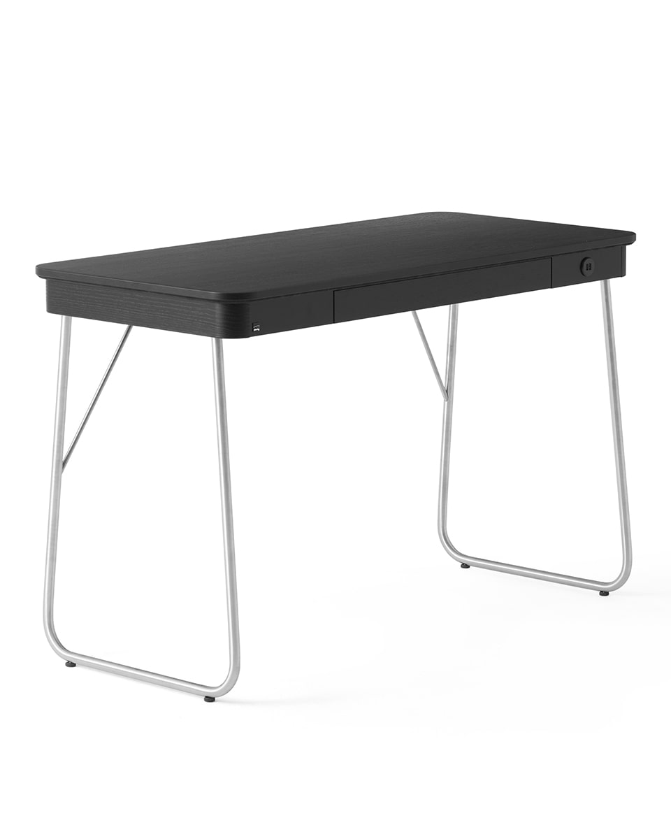 שולחן-כתיבה-עמדת-עבודה-שולחן-עבודה-נורדי-סקנדינבי-מעוצב-שולחן-עץ-ומתכת-שולחן-כתיבה