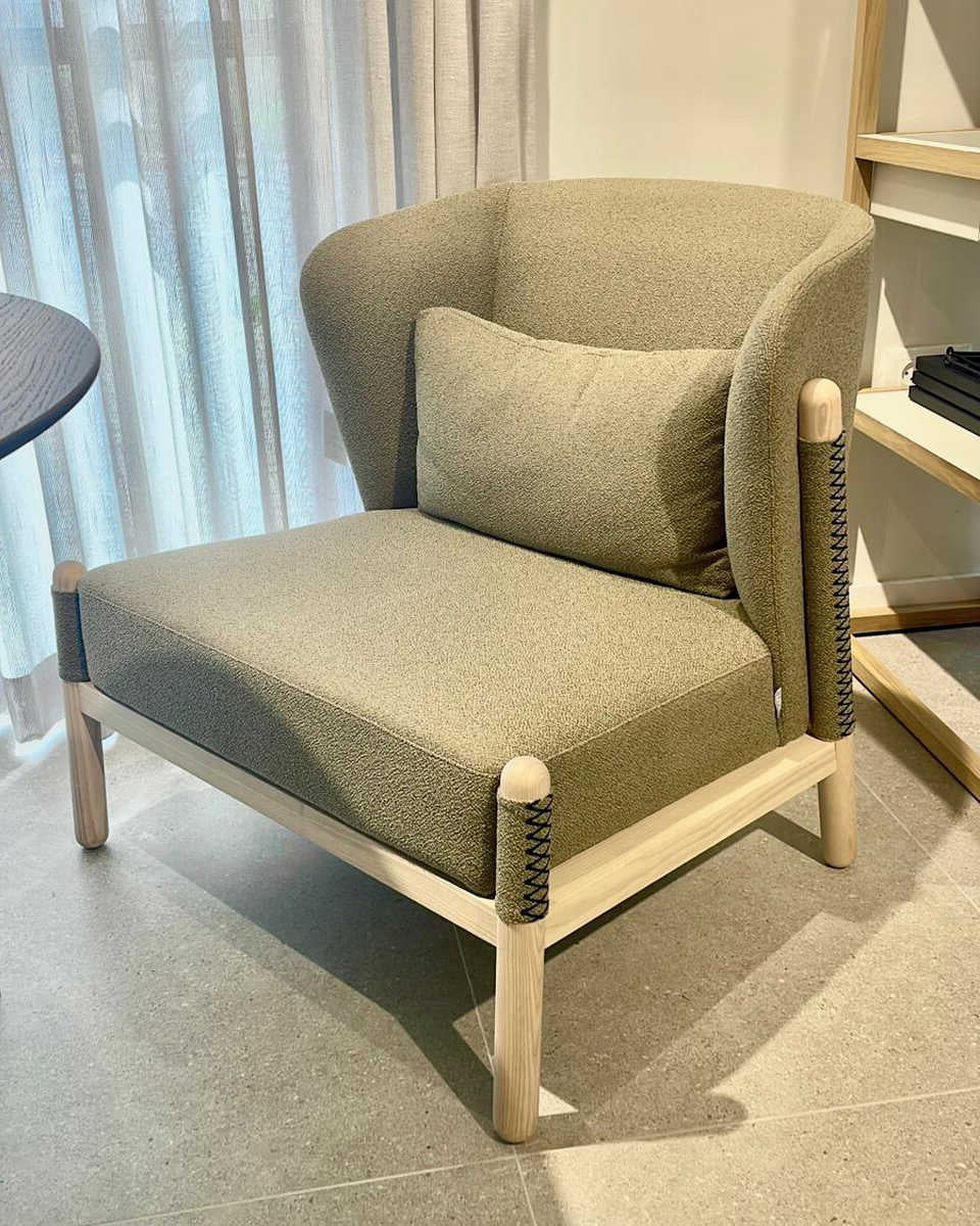 כורסת לאונג' Katana מתצוגה - Idana Furniture