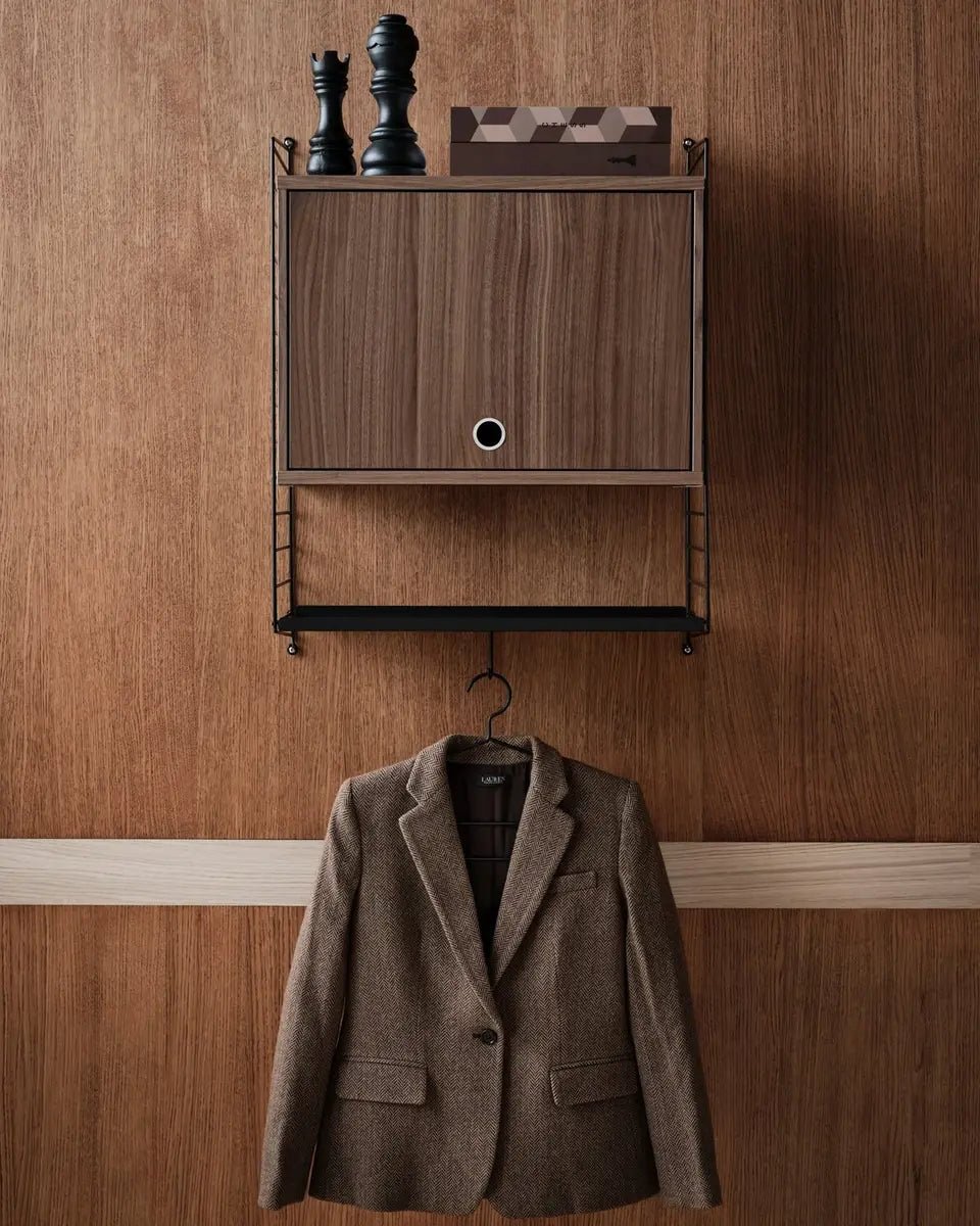 String-System-Hallway-White-Metal-Shelving-Unit