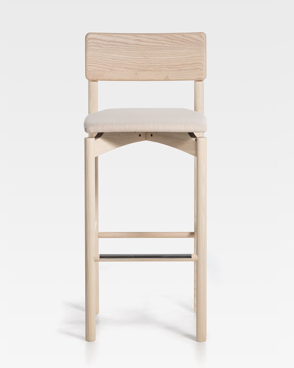 כסא-עץ-למטבח-בסגנון-סקנדינבי-מעץ-מלא-כסא-מרופד-לפינת-אוכל-כסא בר מעץ -כיסאות בר כיסא בר