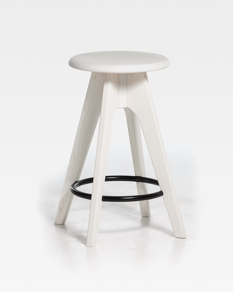 כסא-בר-עץ-מלא-תוצרת-איטליה-כסא-למסעדה-כסא-מעוצב-למטבח