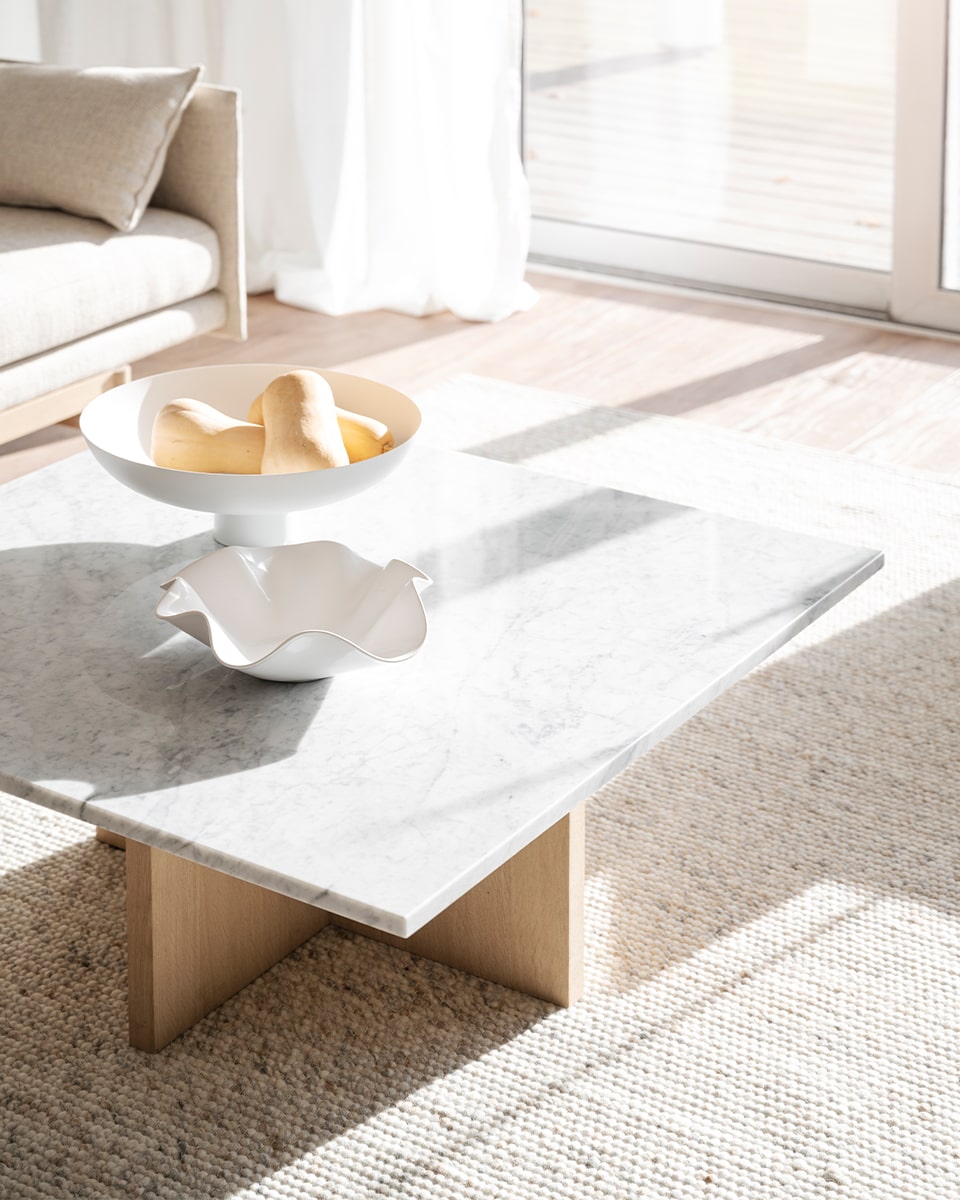 שולחן-שיש-מרובע-שולחן-סלון-שולחן-קפה-שולחן-נורדי-סקנדינבי-מעוצב-מינימליסטי