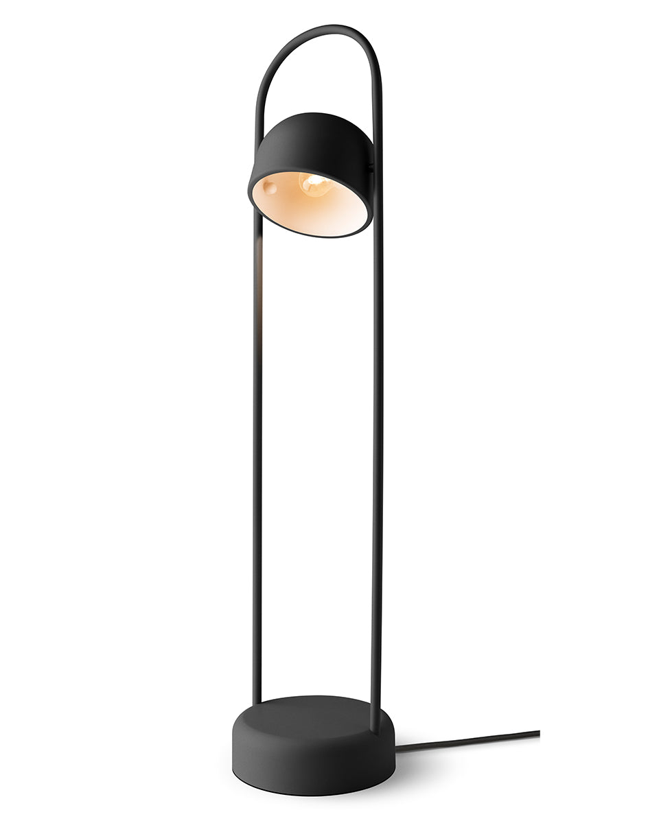 מנורת רצפה מעוצבת נורדית סקנדינבית תוצרת דמנרק תאורה לבית תאורה לסלון